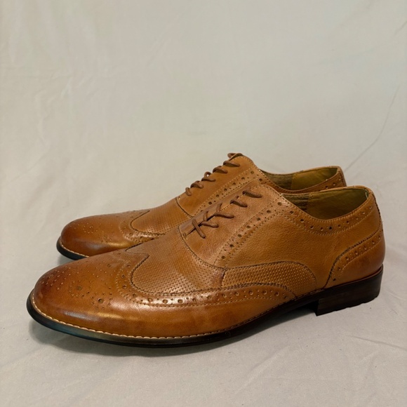 Nunn Bush Wingtip Dress Shoe